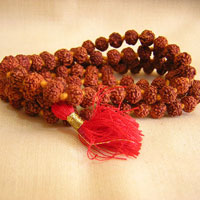 Meditar con un Japa Mala o rosario hindú
