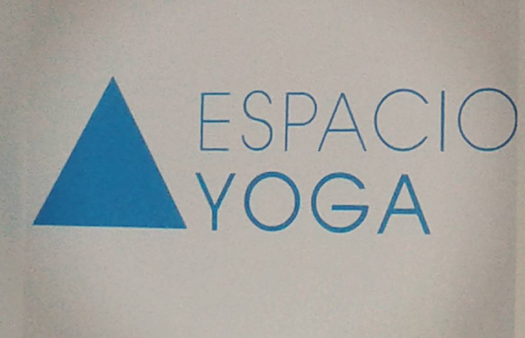 MES ANIVERSARIO de nuestro espacio de Yoga. Hidalgo y Arengreen. Parque Centenario. Caballito.