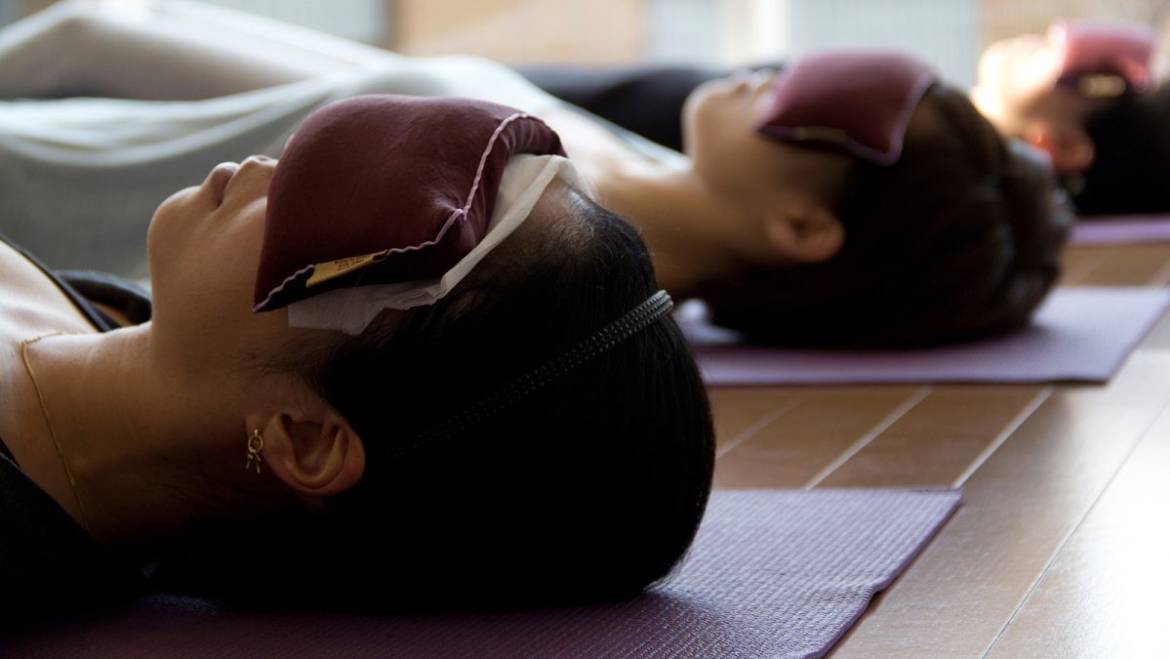 ¿Que es el Yoga Nidra?* Su desarrollador Swami Satyananda Saraswati
